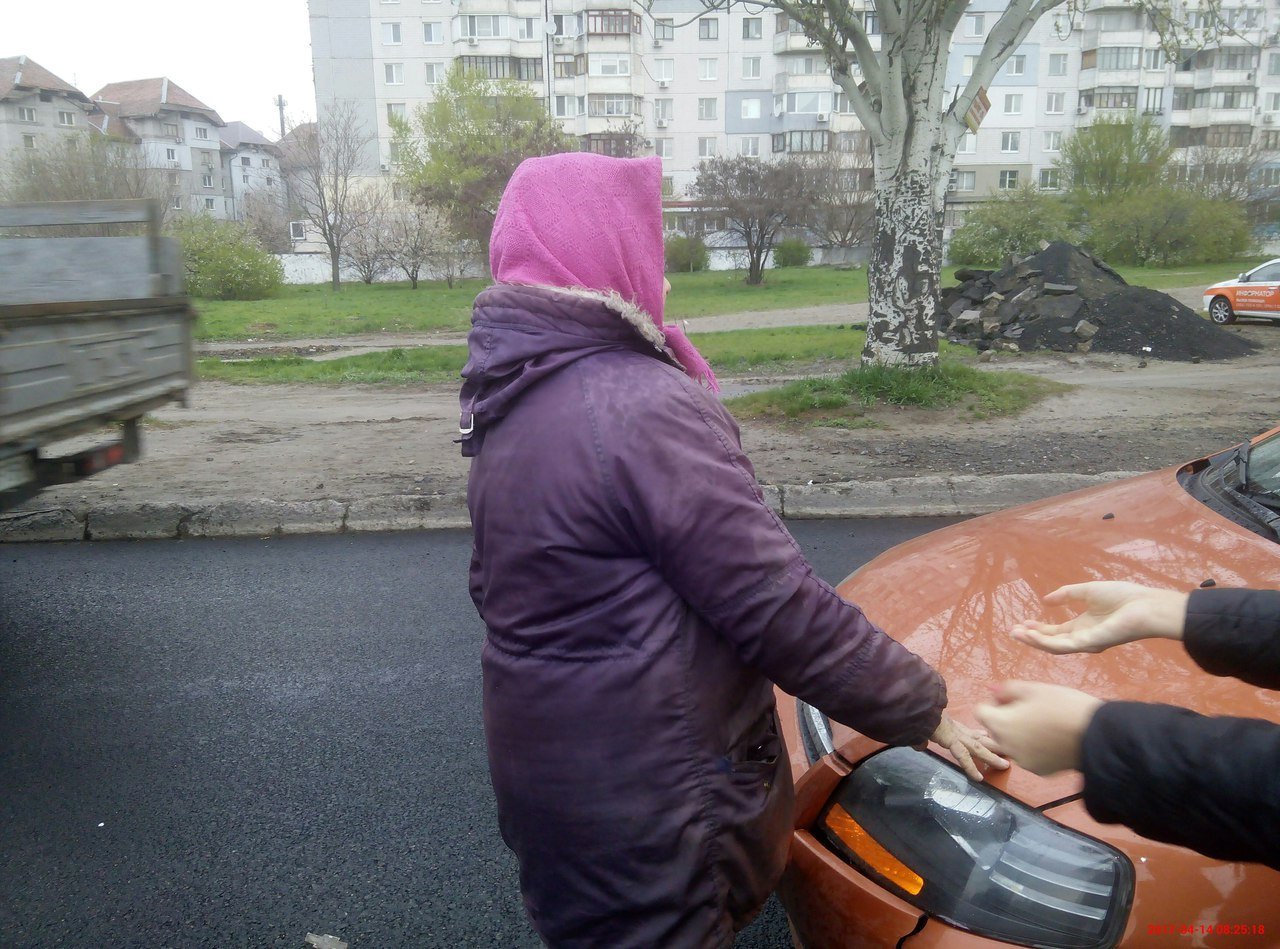 ДТП на Донецком шоссе: Chevrolet сбил бабушку на скутере 7