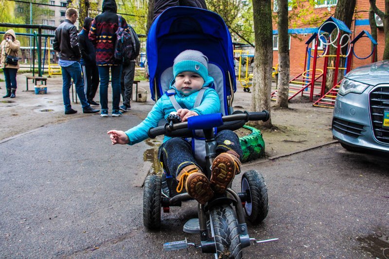 Война за крышу над головой: в Днепре жильцы 13 лет борются за общежитие 8