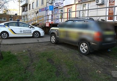 На Победе Hyundai охранной службы сбил бабушку 1