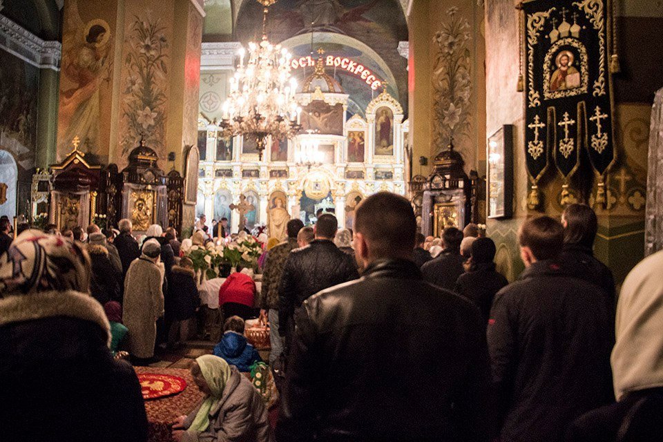 Как Днепр отметил Пасху: литургии, яства и молитвы 4