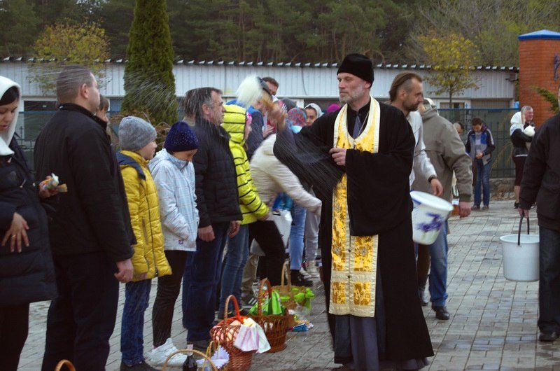 Как Днепр отметил Пасху: литургии, яства и молитвы 11