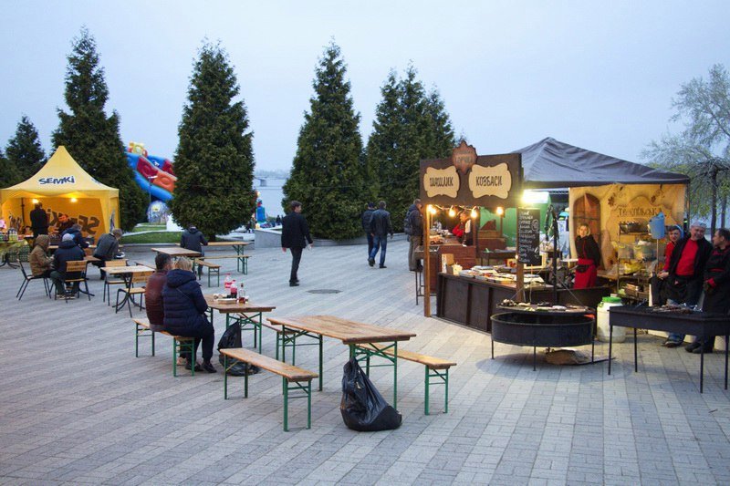 Рекорды Украины, концерт и угощения: в Днепре прошел фестиваль в честь праздника Пасхи 7