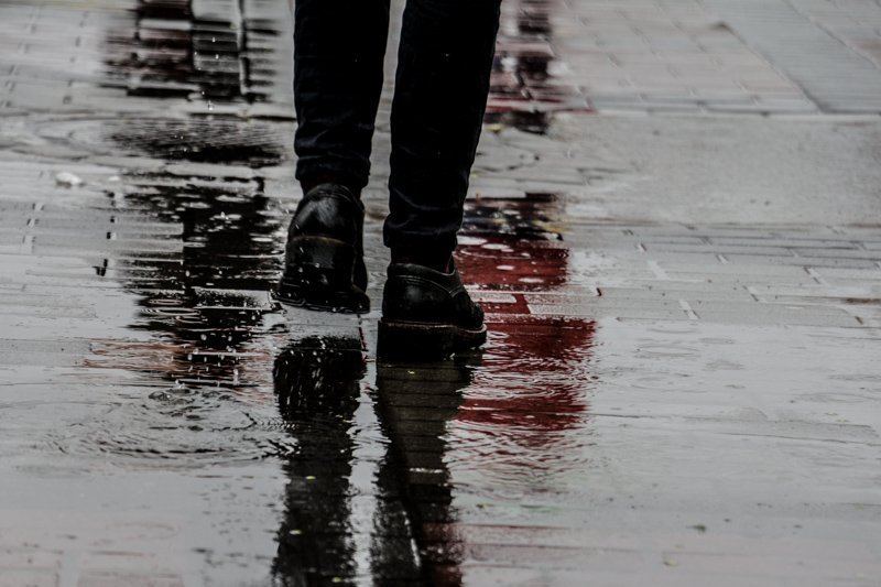 Не забудьте зонт: в Днепр вернулись холод и дождь со снегом 22