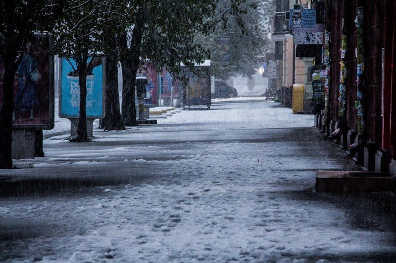 Сугробы, заснеженные дороги, мороз: в Днепр вернулась зима 2