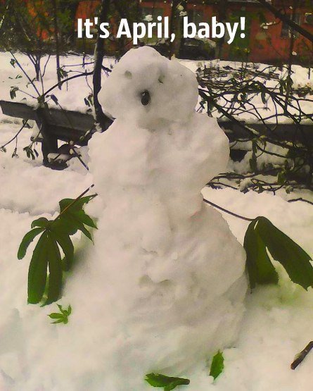 Днепр заполнился апрельскими снеговиками 2