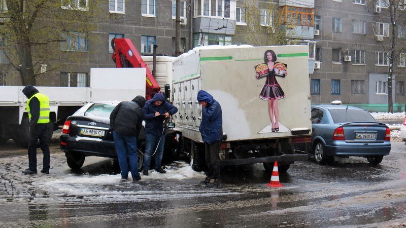 Тройное ДТП на Богдана Хмельницкого: подробности и видео с регистратора 7