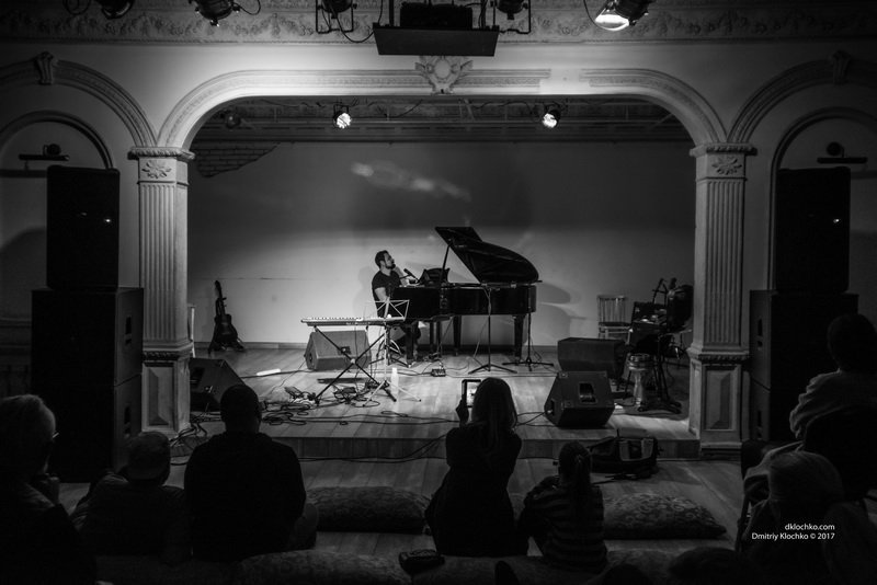 Лирика и фольклор: Диля и Орест выступили в Днепре 16