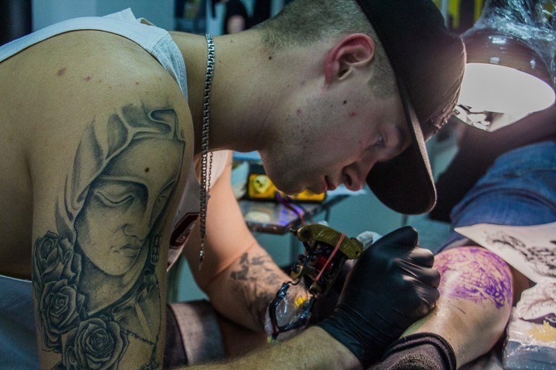 Проверено на себе: каково это - бить тату на масштабном фестивале 2