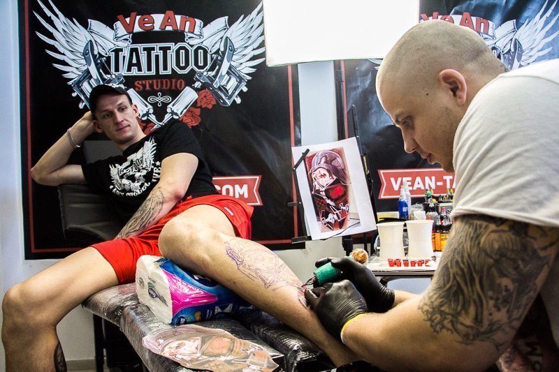 Проверено на себе: каково это - бить тату на масштабном фестивале 8