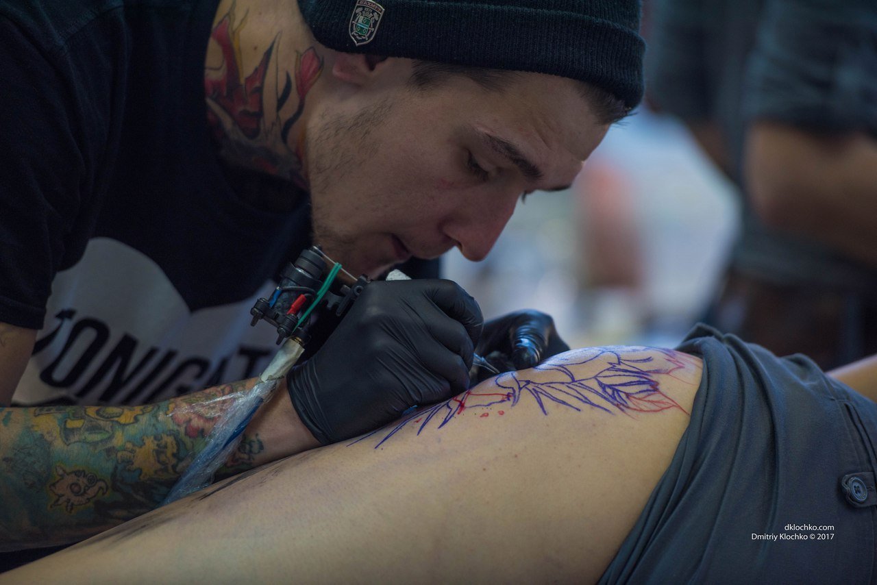 Проверено на себе: каково это - бить тату на масштабном фестивале 18
