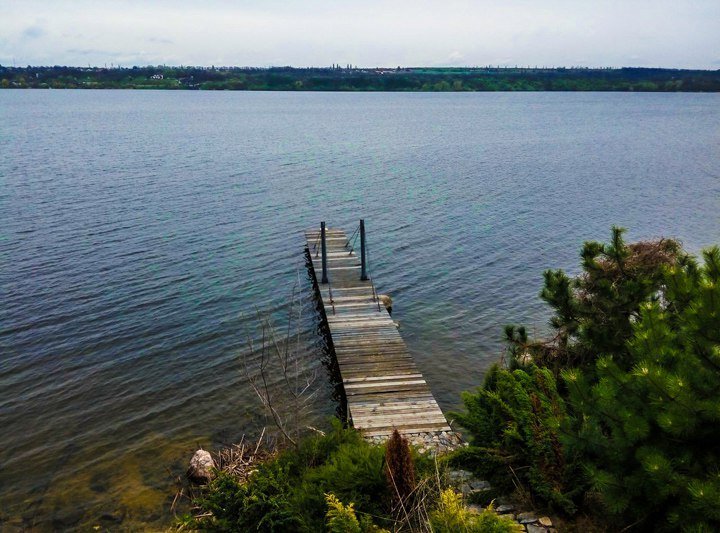 Трехэтажное имение Олега Царева в Днепре отдали переселенцам из Донбасса 14