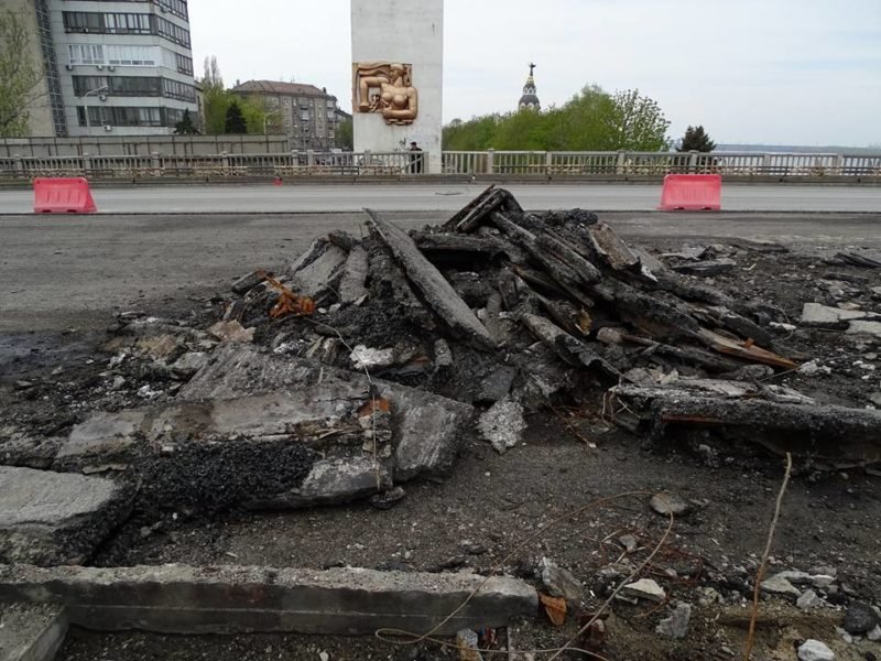 Получи ответ: как проходит ремонт Нового моста в Днепре 13