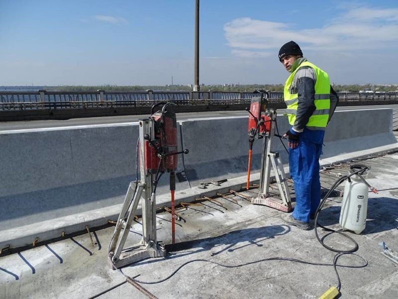 Получи ответ: как проходит ремонт Нового моста в Днепре 23