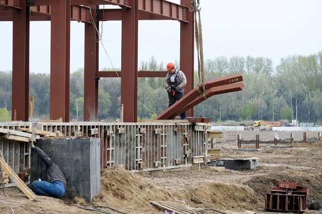 До конца года в Слобожанском появится новый спорткомплекс - Валентин Резниченко 2