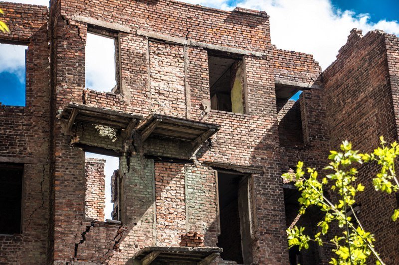 Заброшка в центре города: будут ли реставрировать дом на Яворницкого 3