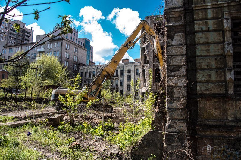 Заброшка в центре города: будут ли реставрировать дом на Яворницкого 10