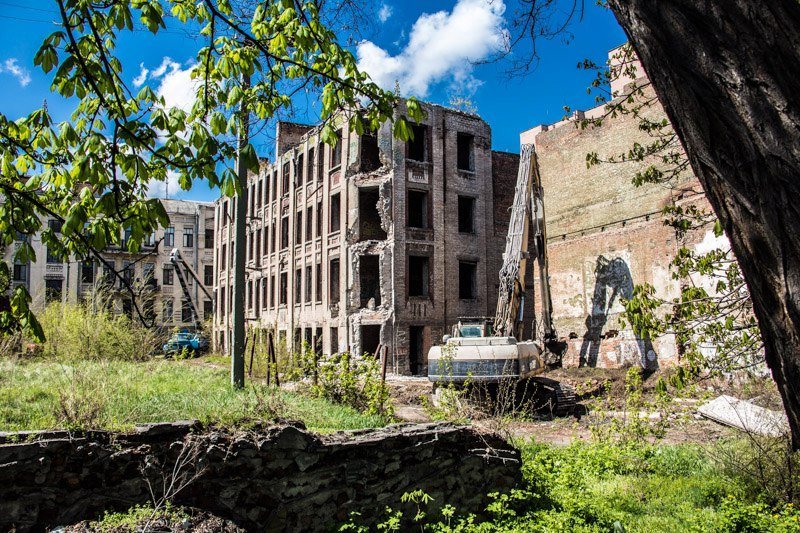 Заброшка в центре города: будут ли реставрировать дом на Яворницкого 11