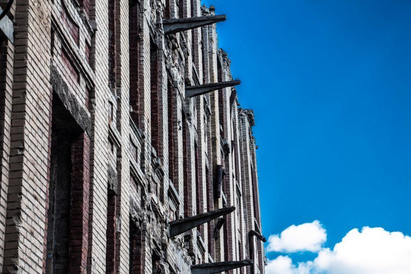 Заброшка в центре города: будут ли реставрировать дом на Яворницкого 17