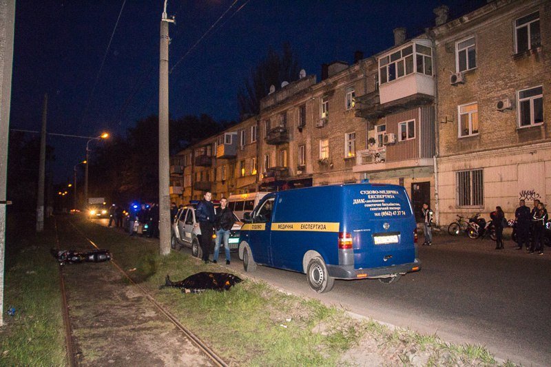 Смертельное ДТП на Любарского: мотоциклист вылетел с дороги 2