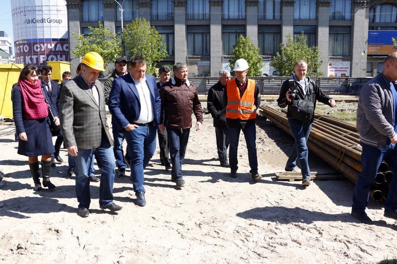 Борис Филатов проинспектировал ход работ по строительству метро 6