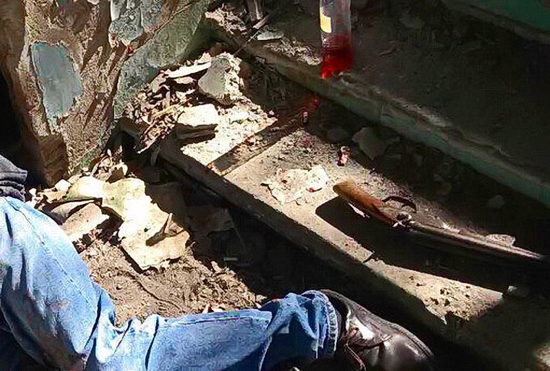 В Днепре в заброшенном садике мужчина выстрелил себе в голову из обреза 2