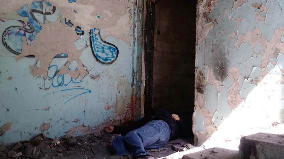 В Днепре в заброшенном садике мужчина выстрелил себе в голову из обреза 3