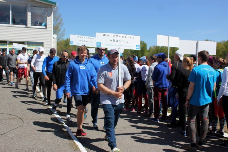 Скорость, брызги и азарт: в Днепре стартовал Кубок Украины по гребле на байдарках и каноэ 4