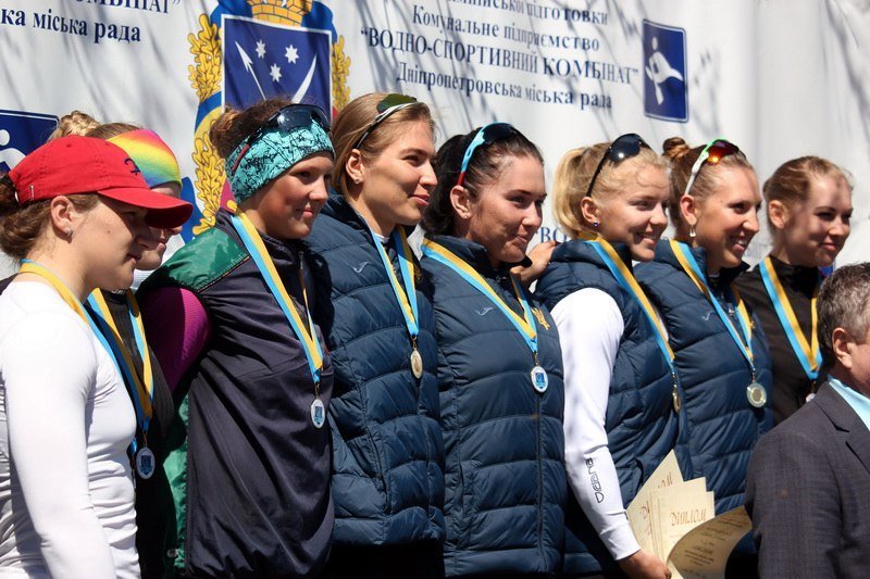 Скорость, брызги и азарт: в Днепре стартовал Кубок Украины по гребле на байдарках и каноэ 8