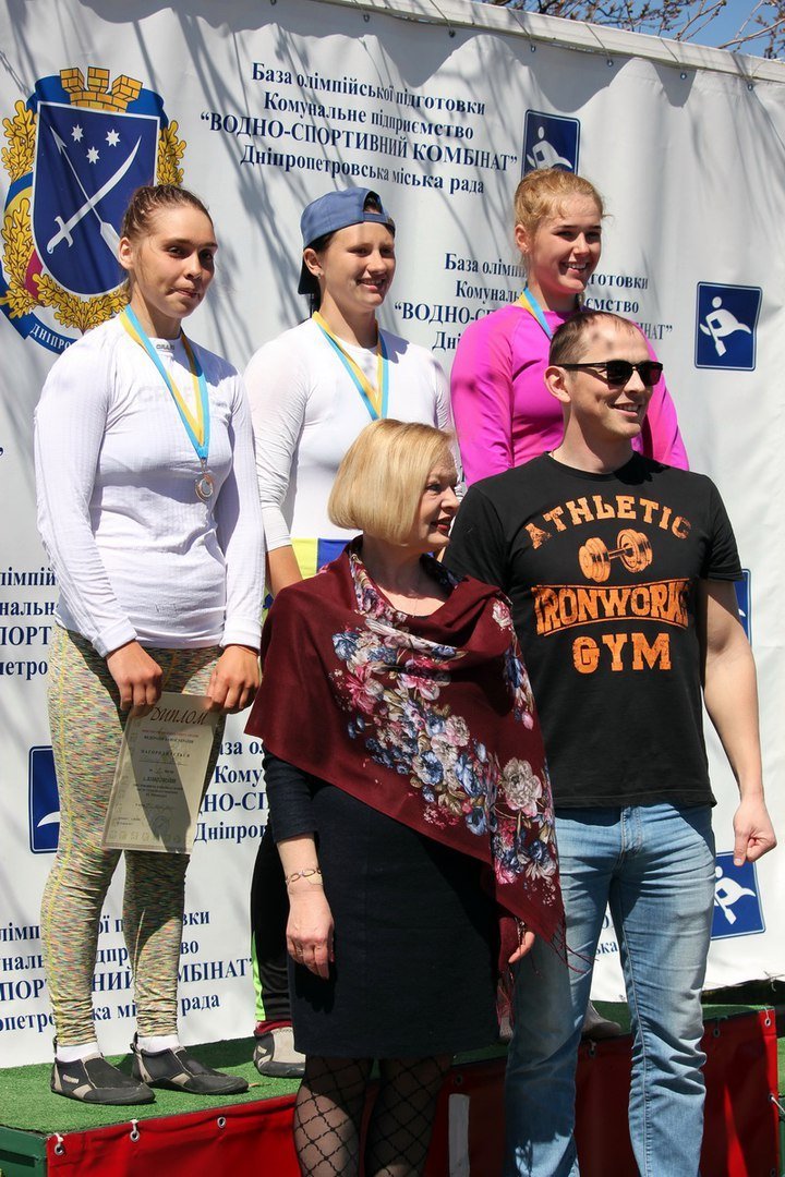 Скорость, брызги и азарт: в Днепре стартовал Кубок Украины по гребле на байдарках и каноэ 10