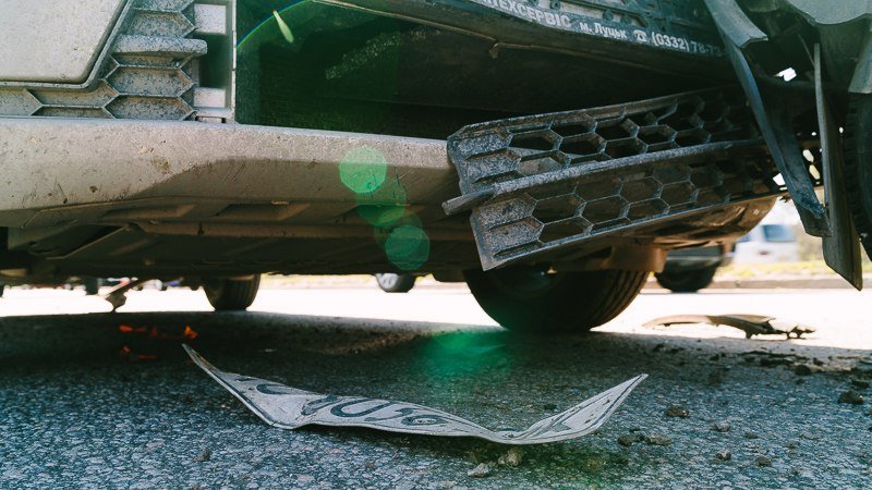 На Кайдакском мосту столкнулись 3 автомобиля: образовалась пробка 4