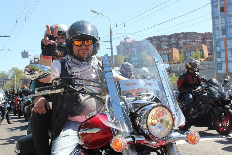 На Набережной состоялось юбилейное открытие мотосезона: байкеры поделились секретами подготовки 11