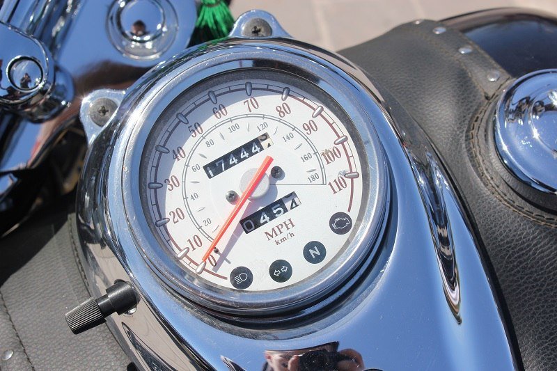 На Набережной состоялось юбилейное открытие мотосезона: байкеры поделились секретами подготовки 25