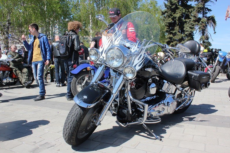 На Набережной состоялось юбилейное открытие мотосезона: байкеры поделились секретами подготовки 27