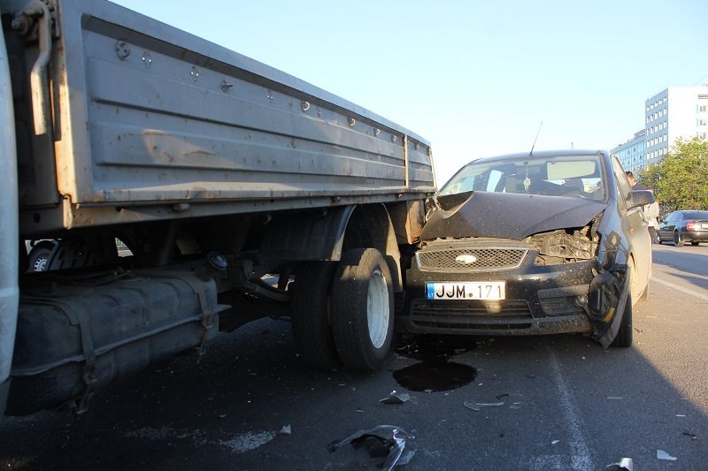 В страшном ДТП на Набережной столкнулись 4 машины: 5 пострадавших, из них 2 детей 2