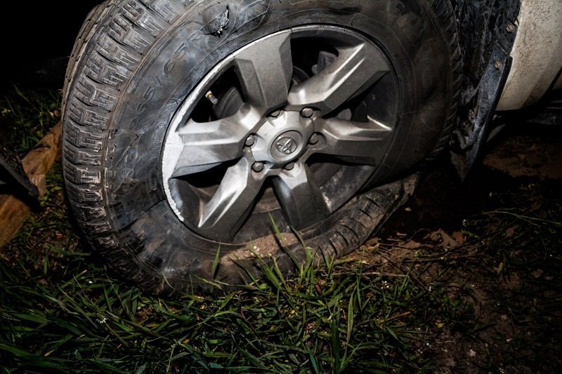 На Слобожанском проспекте водитель уснул за рулем и вылетел с дороги 8