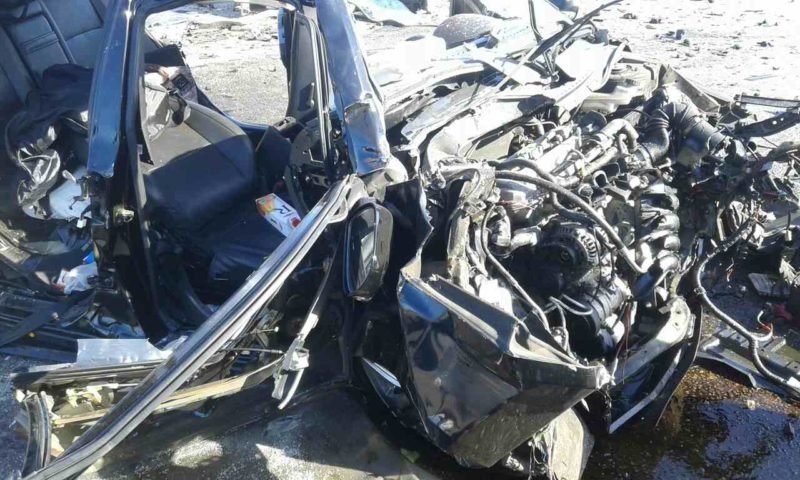 Жуткая авария под Днепром: пострадавших вырезали из авто, погибла женщина 1