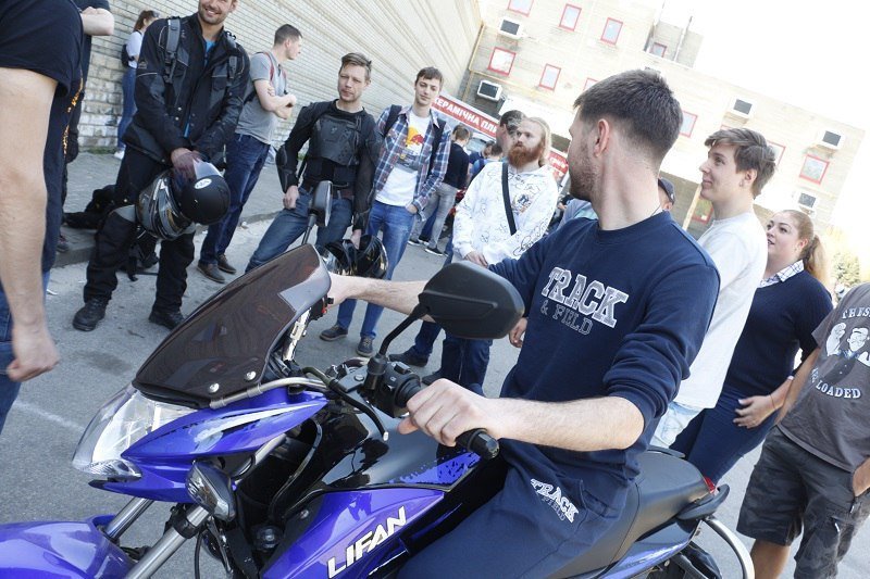 В Днепре провели бесплатный урок для мотолюбителей 5