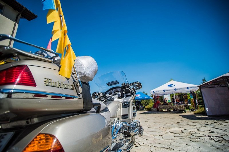 Весна в Днепре: шашлыки на улице, прогулки и девушки в юбках 3