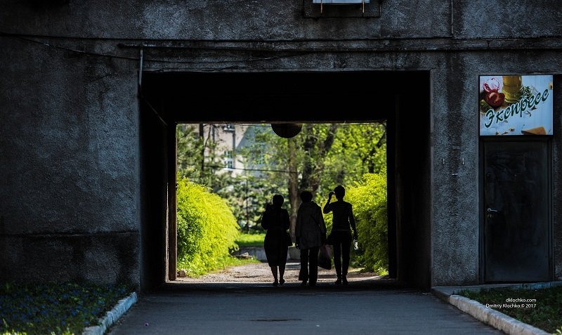 Весна в Днепре: шашлыки на улице, прогулки и девушки в юбках 19