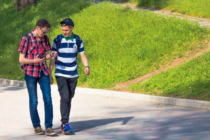 1 мая в Днепре: ищите себя на фотографиях 7