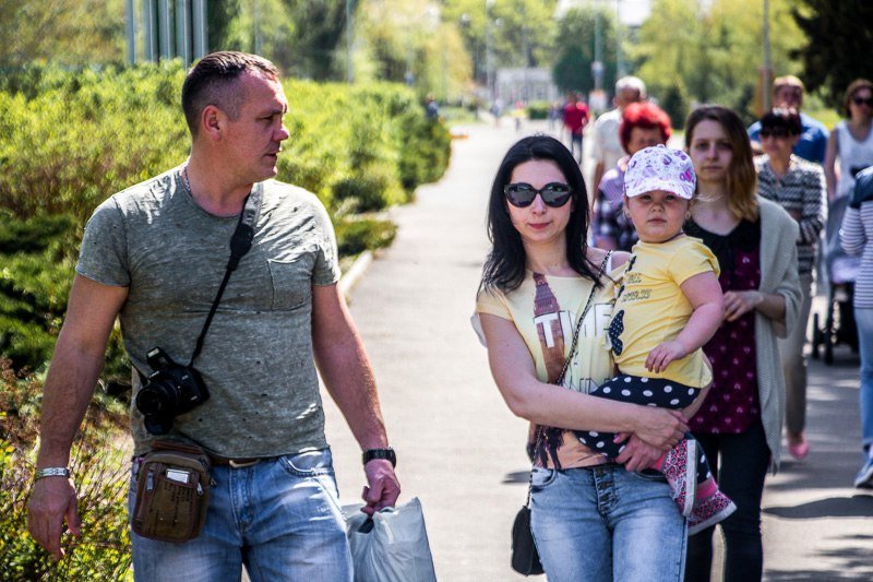 1 мая в Днепре: ищите себя на фотографиях 20