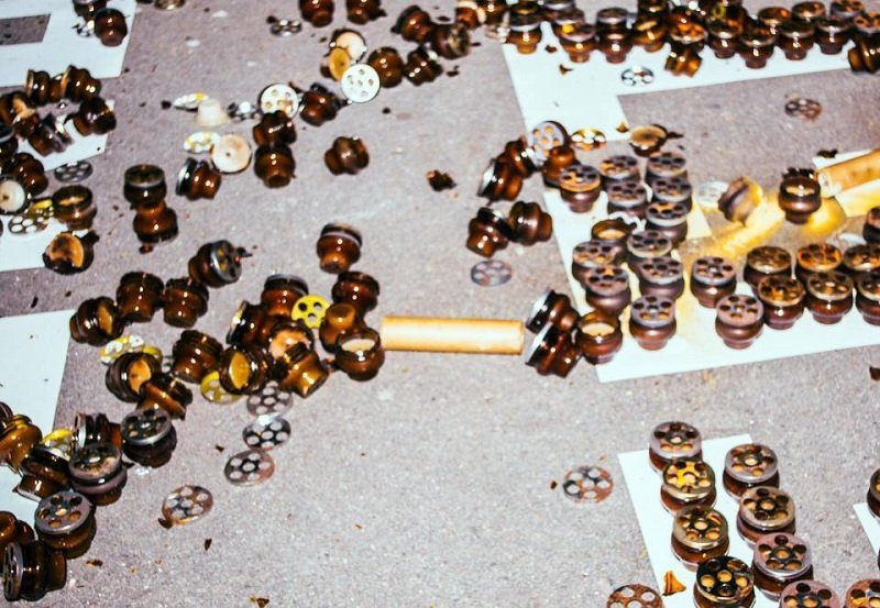 Полиция, толпа людей и разбитые лампадки: что происходило ночью на Соборной площади 3