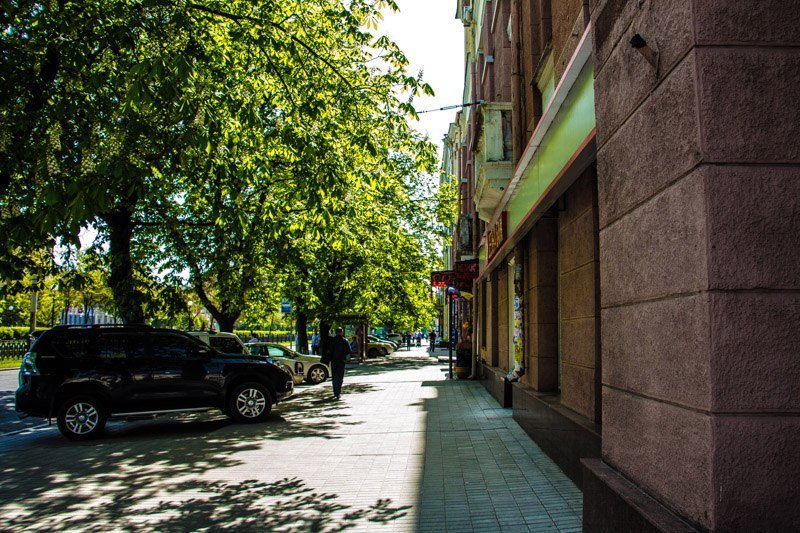 Было - стало: гостиница на проспекте Яворницкого 200 лет назад и сейчас 6