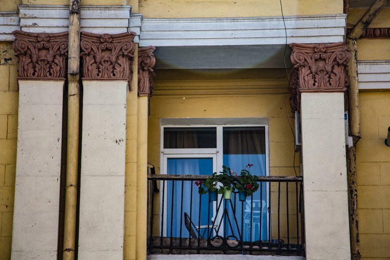 Было - стало: гостиница на проспекте Яворницкого 200 лет назад и сейчас 19