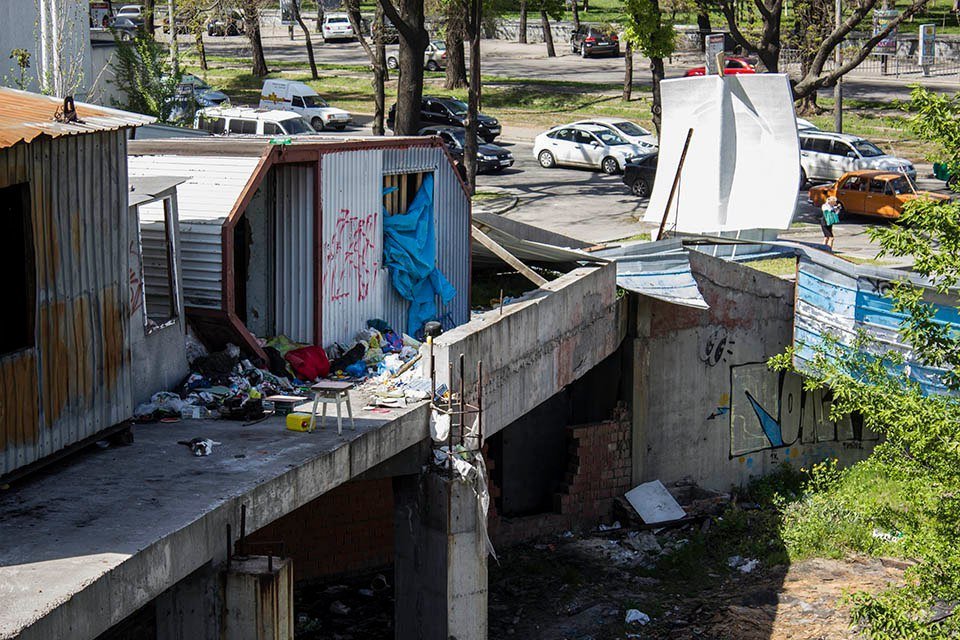 Свалка в центре города: как сейчас выглядит бульвар Кучеревского 10