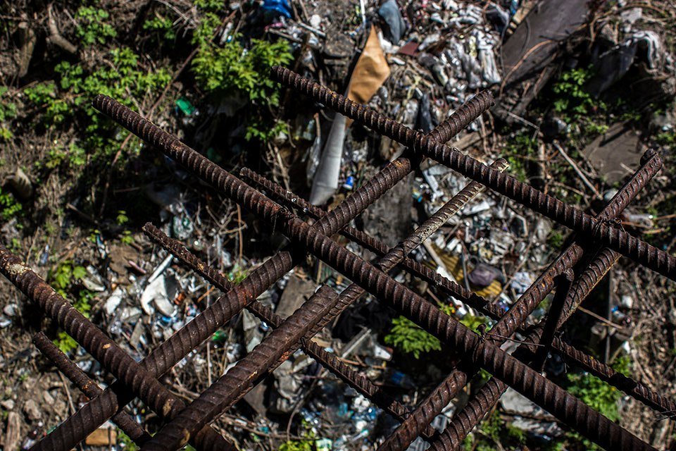 Свалка в центре города: как сейчас выглядит бульвар Кучеревского 14