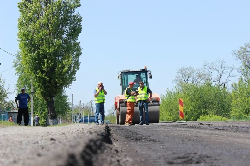 Дождались: начался капитальный ремонт одной из проблемных трасс Днепропетровщины 8