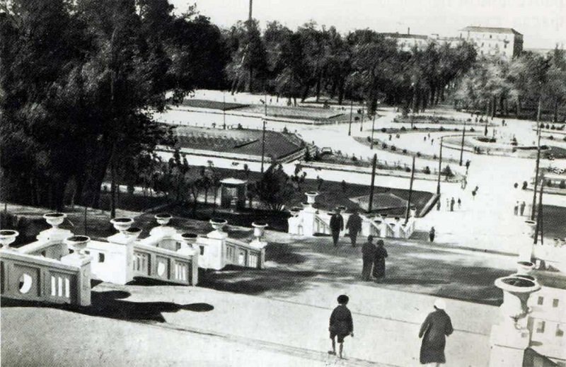 Было - стало: парк Глобы в период между войнами и сейчас 25
