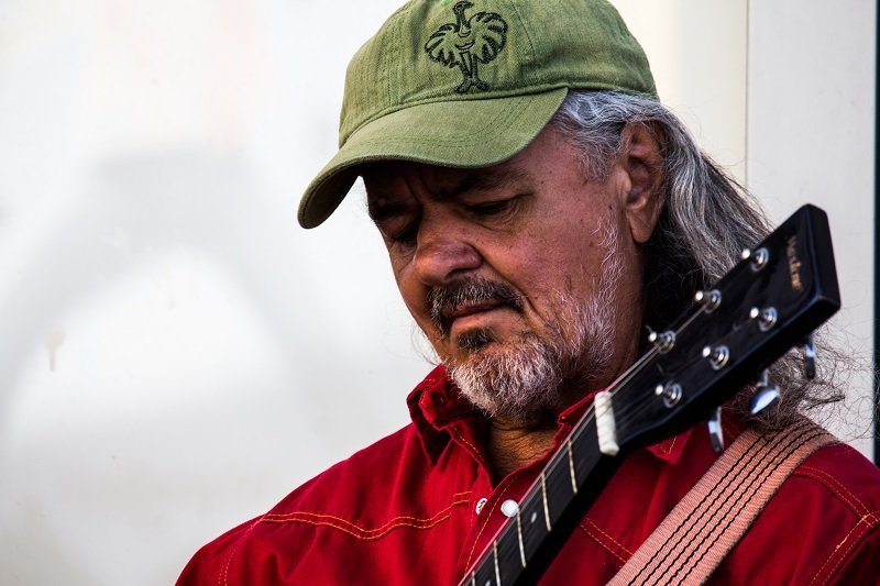 Обитатели улиц: как люди зарабатывают в центре Днепра 7