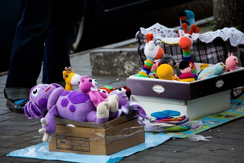 Обитатели улиц: как люди зарабатывают в центре Днепра 9